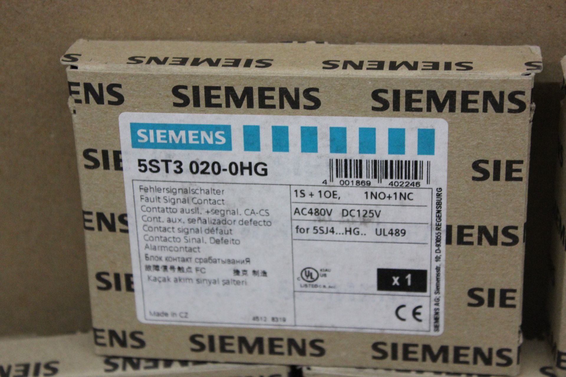 LOT OF NEW SIEMENS AUXILIARY CIRCUIT SWITCH - Image 2 of 5