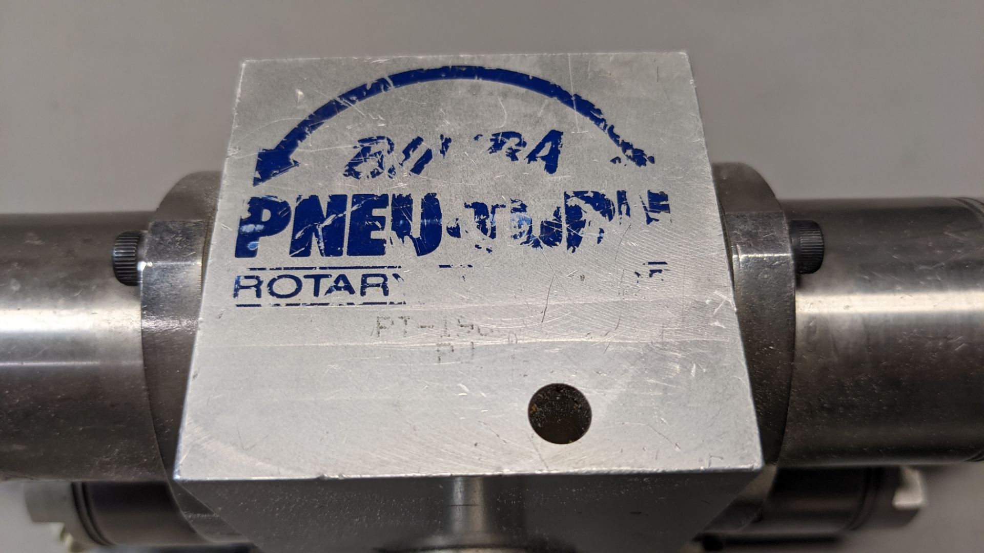 BIMBA PNEUTURN ROTARY ACTUATOR - Image 2 of 4