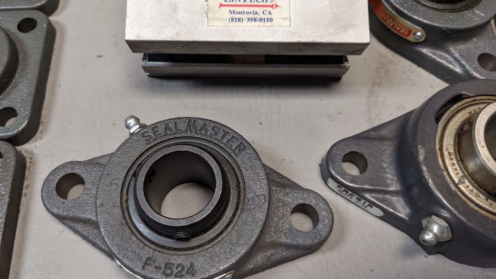 LOT OF PILLOW BLOCK BEARINGS - Image 8 of 9