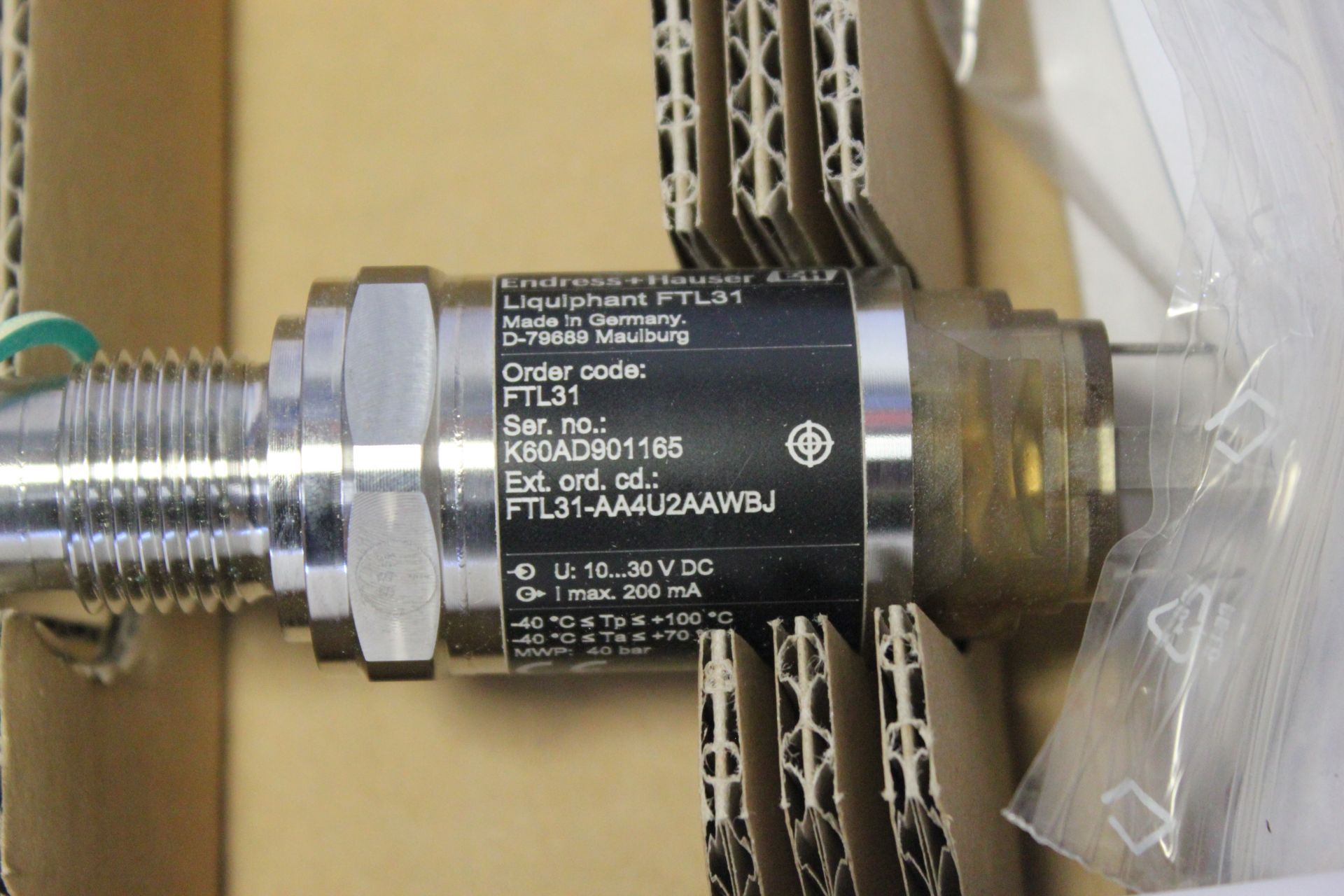 NEW ENDRESS HAUSER LIQUIPHANT LIQUID LEVEL SWITCH - Image 6 of 8