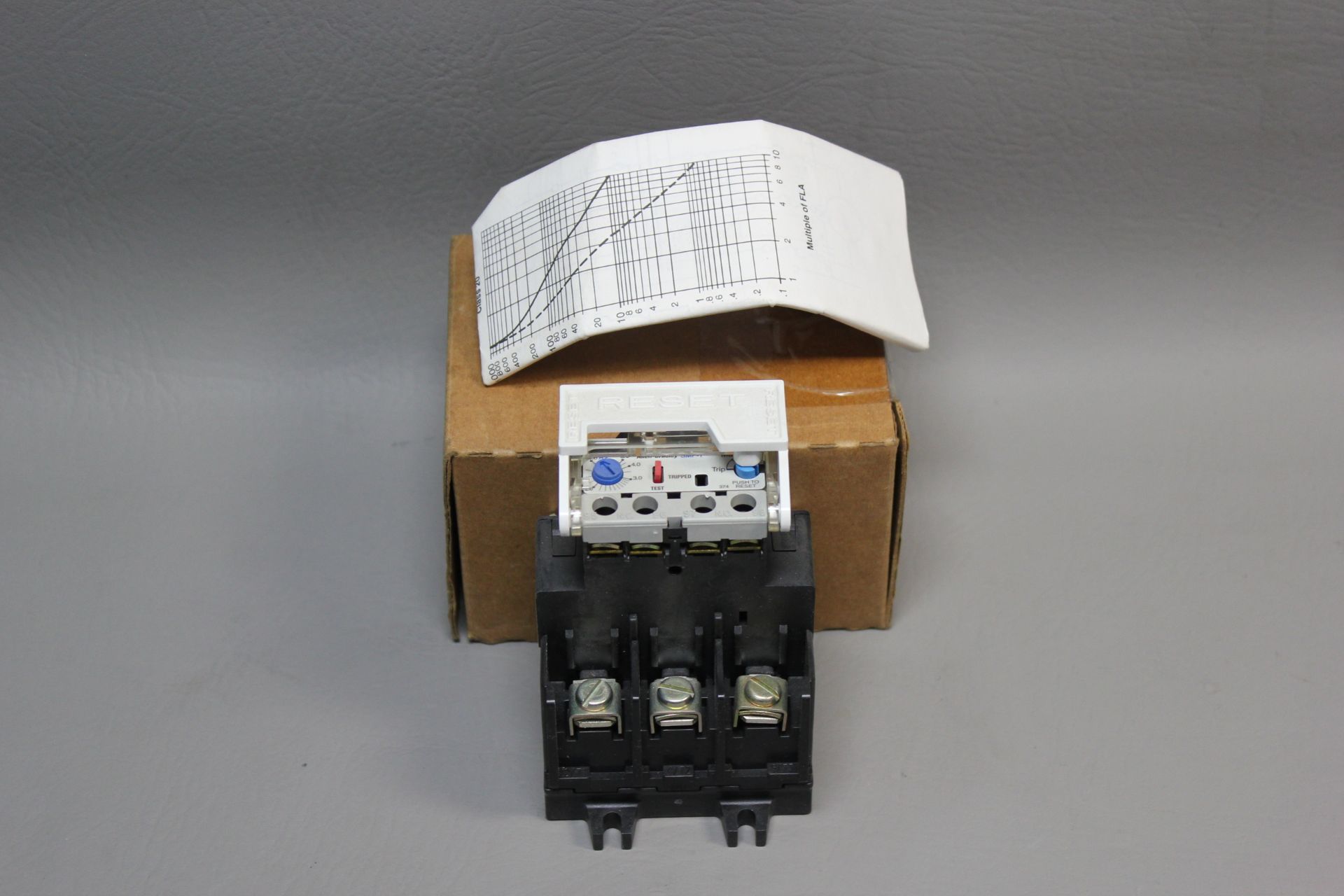 NEW ALLEN BRADLEY OVERLOAD RELAY