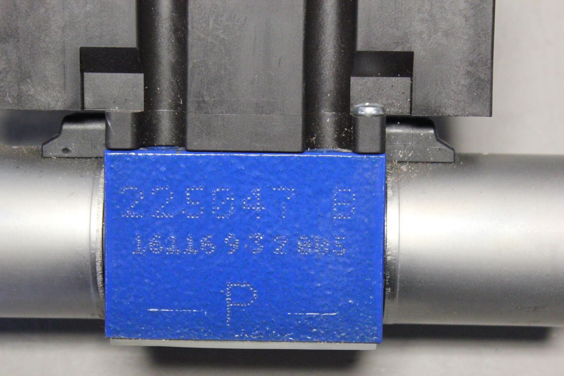NEW REXROTH HYDRAULIC PROPORTIONAL VALVE - Image 6 of 6