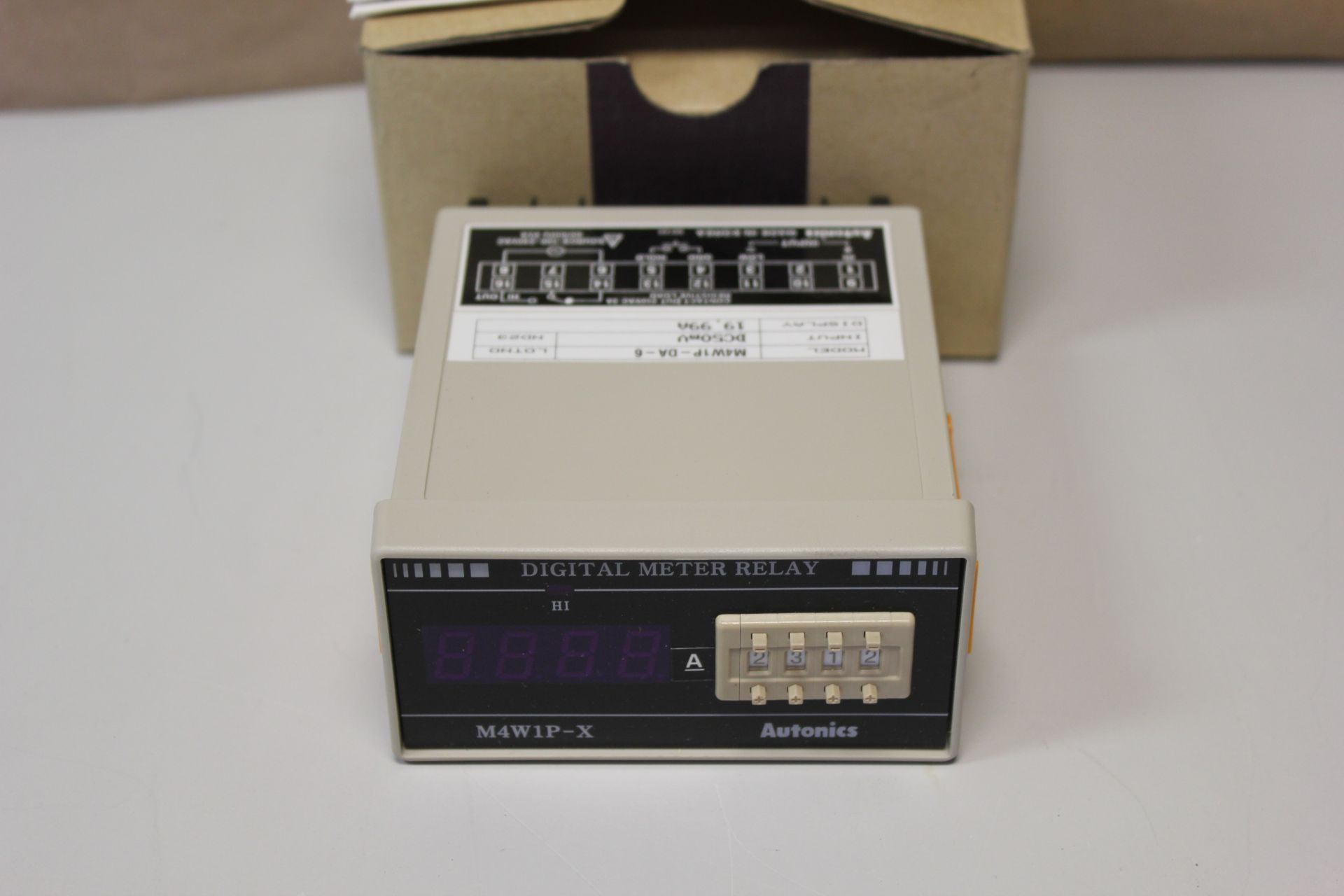 NEW AUTONICS PANEL METER RELAY - Image 3 of 3