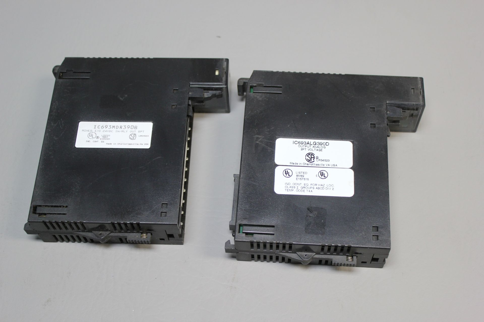 2 GE FANUC PLC MODULES