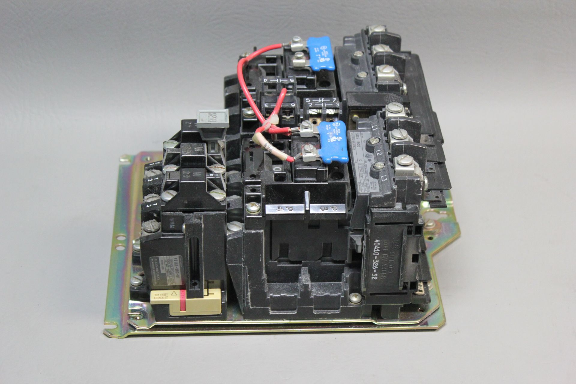 ALLEN BRADLEY MOTOR CONTROLLER REVERSING STARTER - Image 3 of 5