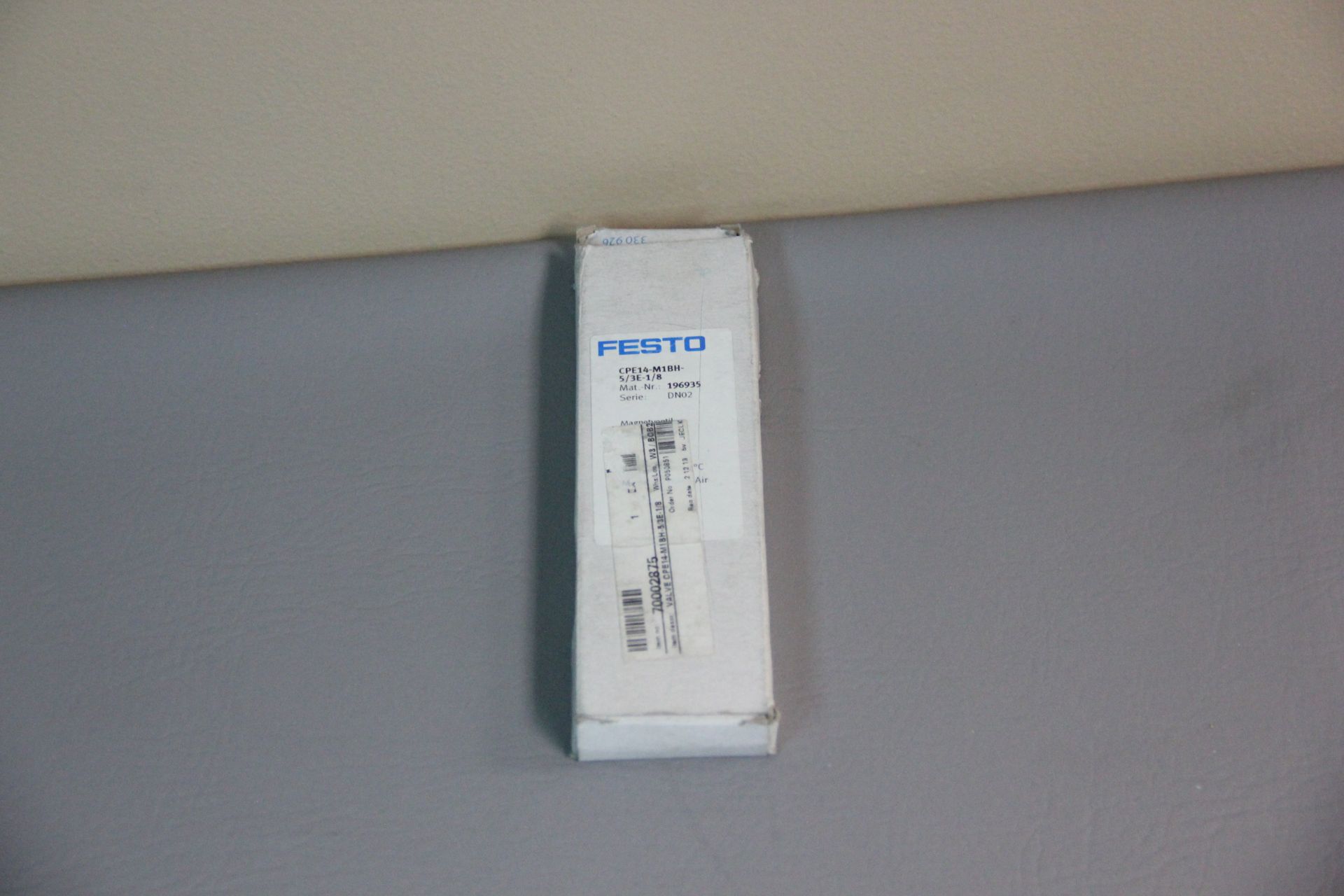 NEW FESTO SOLENOID VALVE