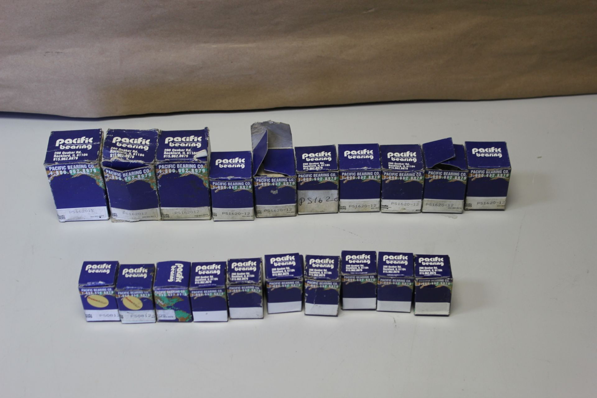 LOT OF NEW PACIFIC ROLLER BEARINGS