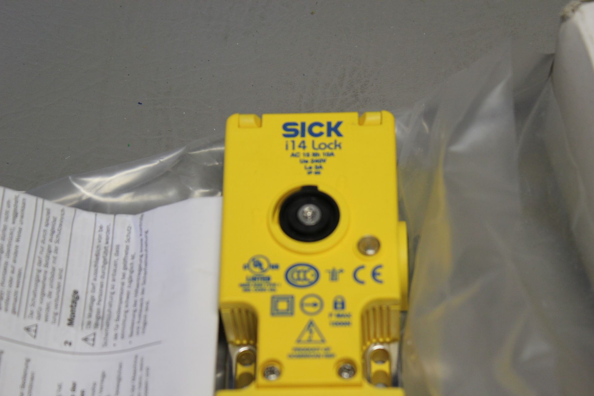 NEW SICK i14 SAFETY SWITCH - Image 4 of 5