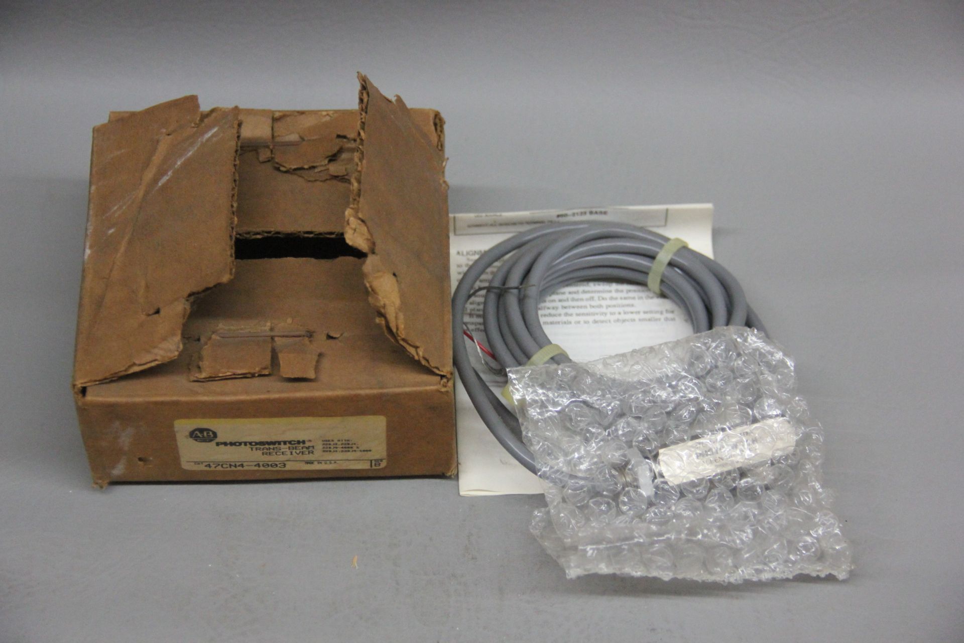 NEW ALLEN BRADLEY TRANS-BEAM RECEIVER PHOTOSWITCH