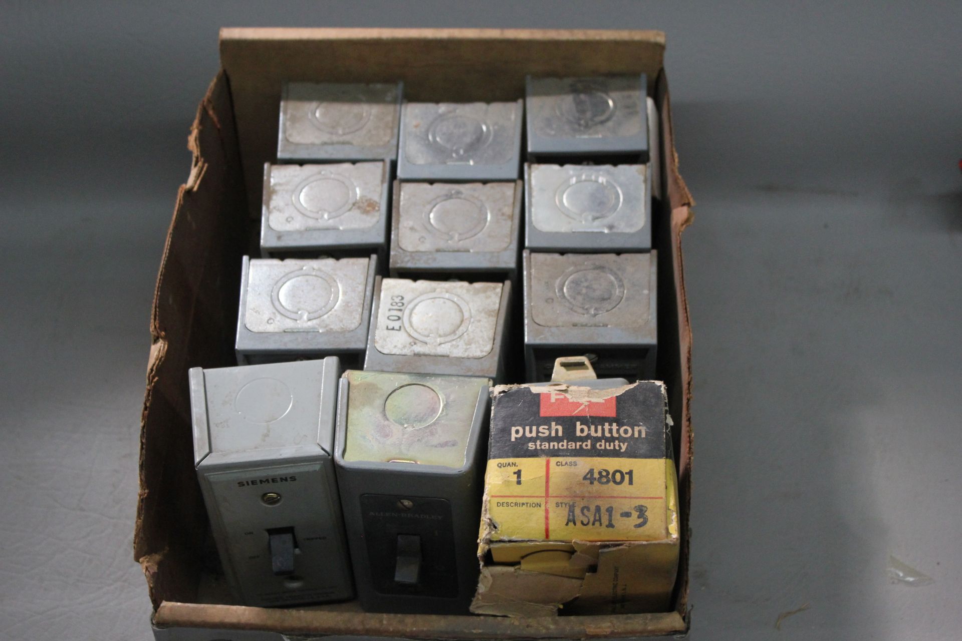 LOT OF AUTOMATION CONTROL PARTS