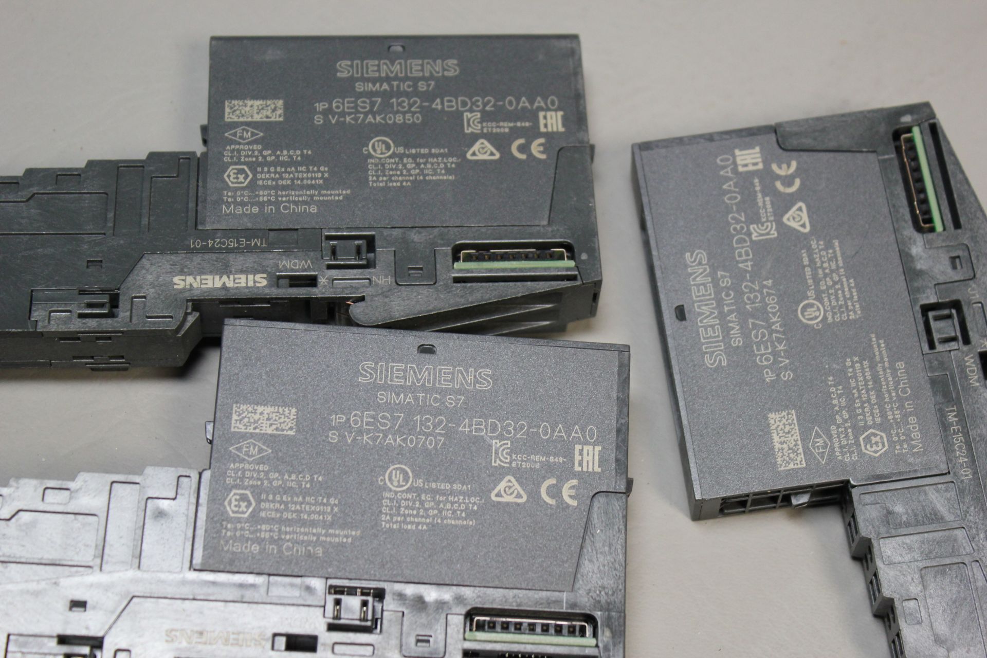 LOT OF SIEMENS SIMATIC S7 DIGITAL ELECTRONIC MODULES - Image 3 of 3
