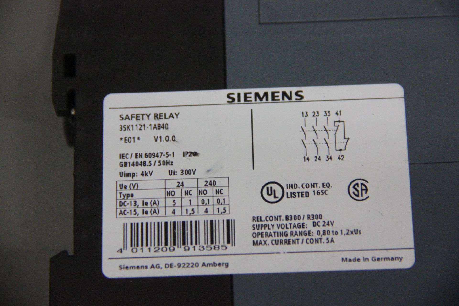 SIEMENS SAFETY RELAY - Image 3 of 3