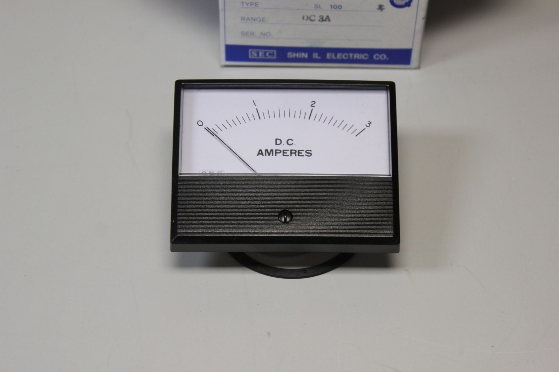 NEW SEC SHIN IL ELECTRIC AMPERES METER - Image 3 of 4