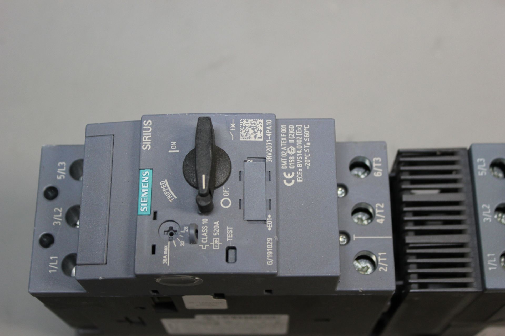 SIEMENS NON-REVERSING STARTER POWER CONTACTOR COMBO UNIT - Image 3 of 7