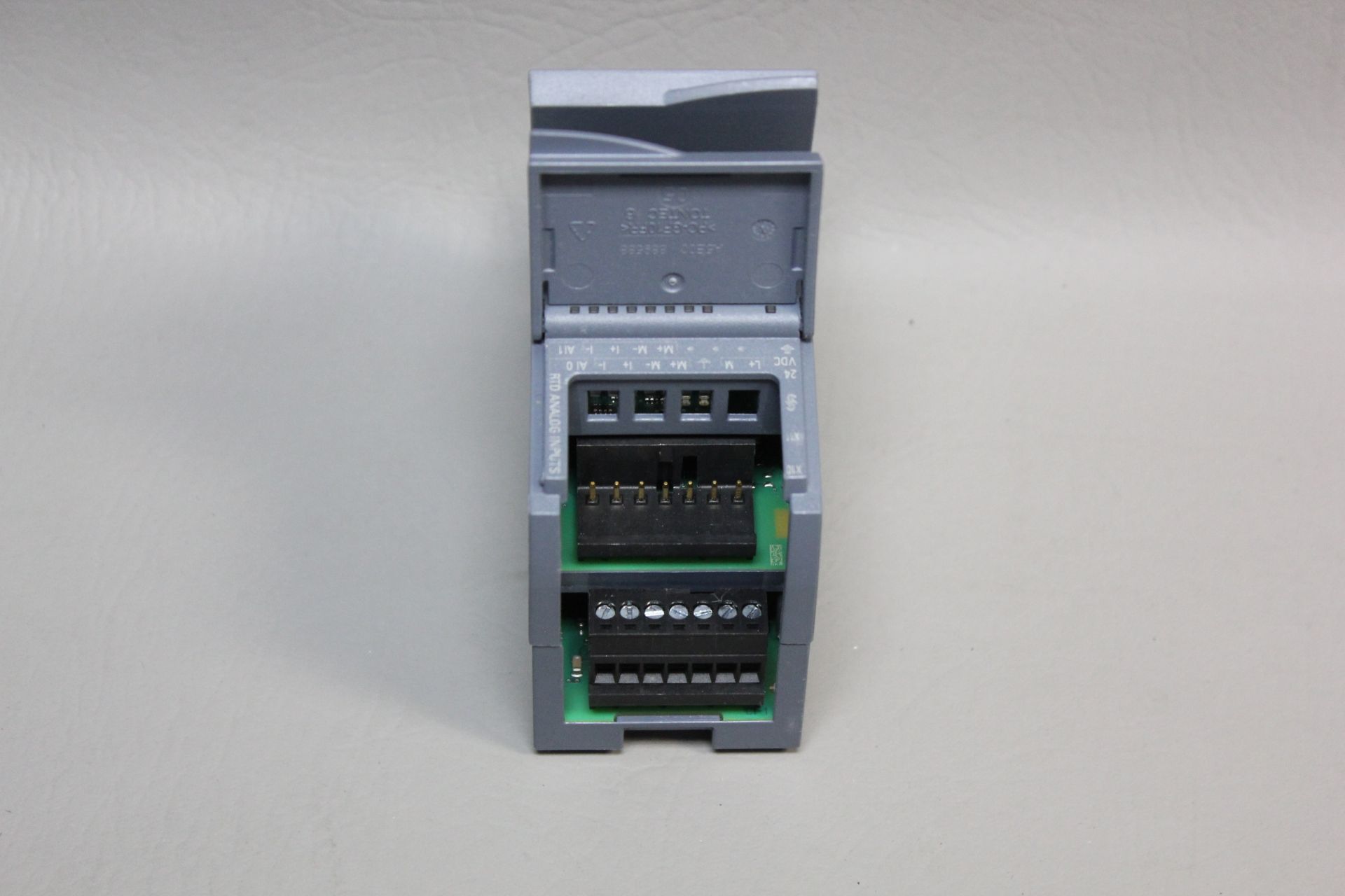 SIEMENS S7-1200 ANALOG INPUT MODULE - Image 3 of 4