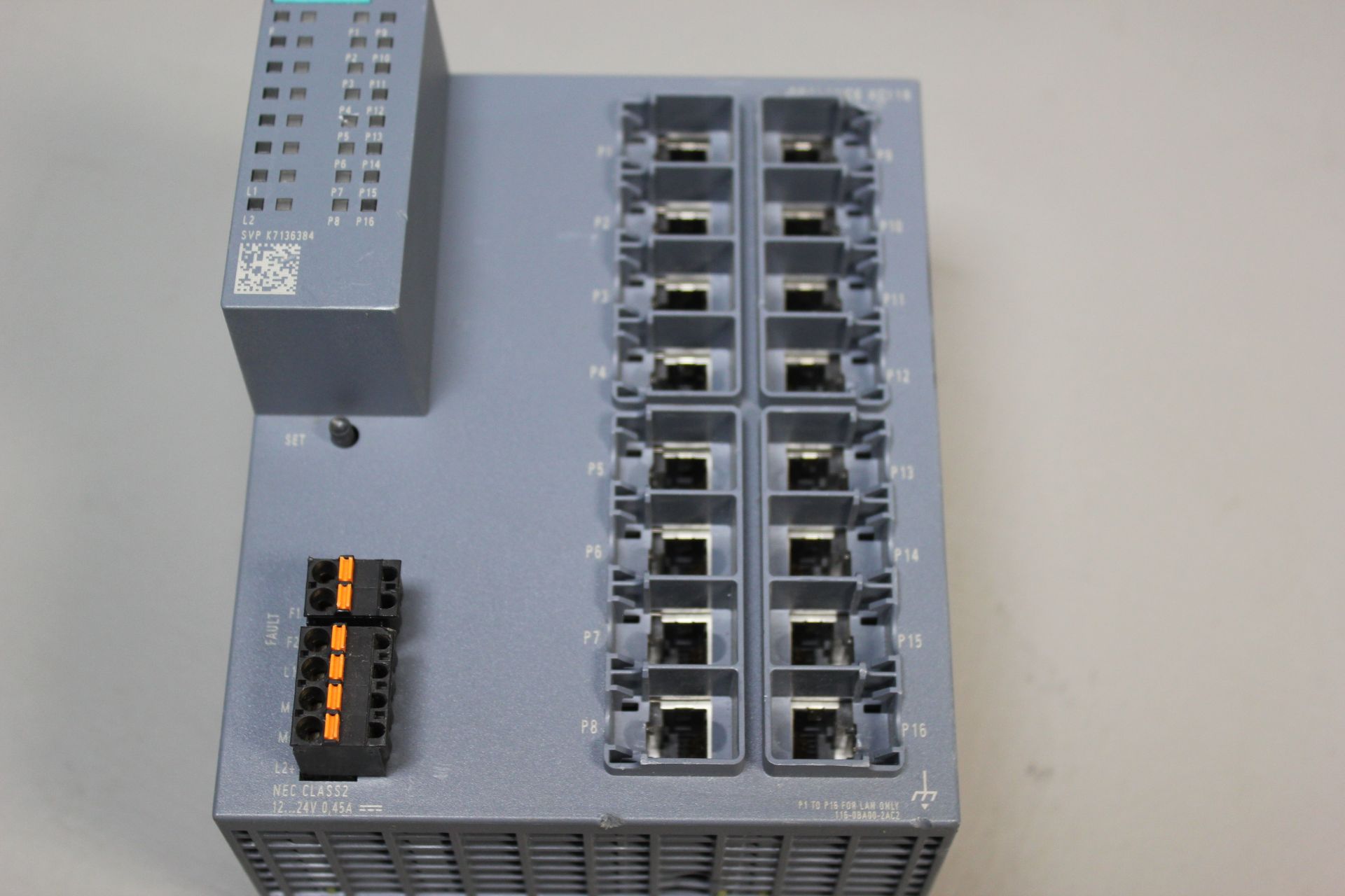 SIEMENS SCALANCE INDUSTRIAL ETHERNET SWITCH - Image 2 of 3