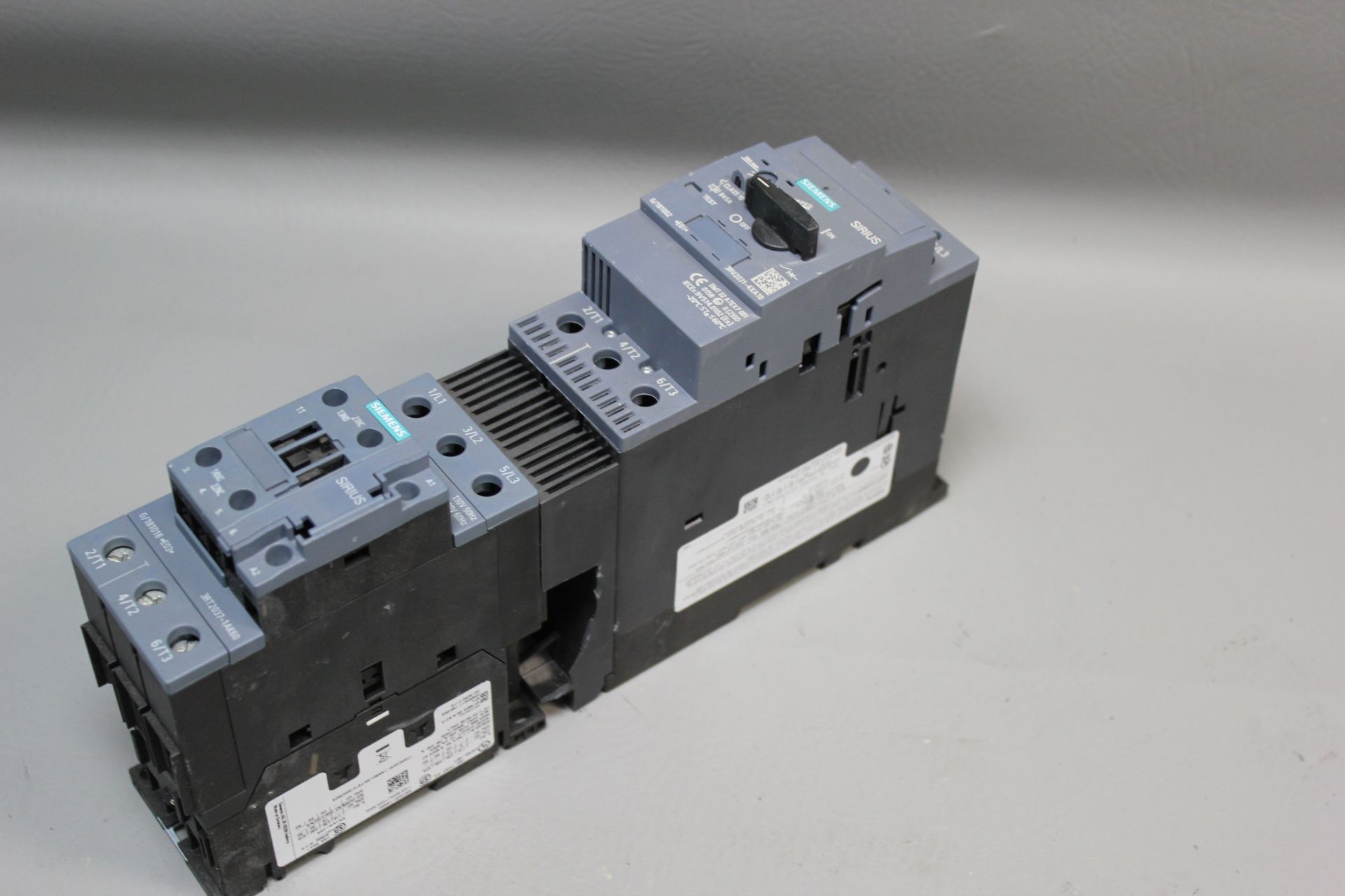 SIEMENS NON-REVERSING STARTER POWER CONTACTOR COMBO UNIT - Image 2 of 5