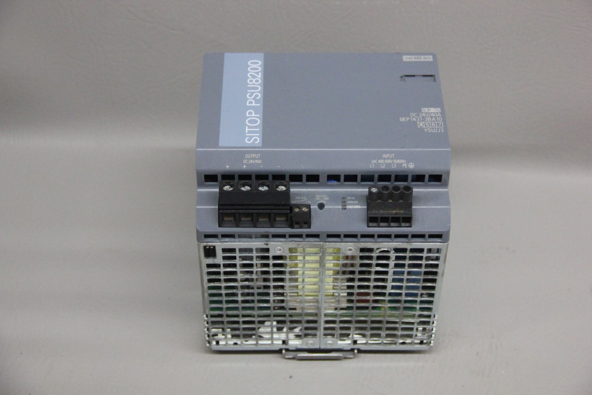 SIEMENS SITOP PSU8200 AUTOMATION POWER SUPPLY