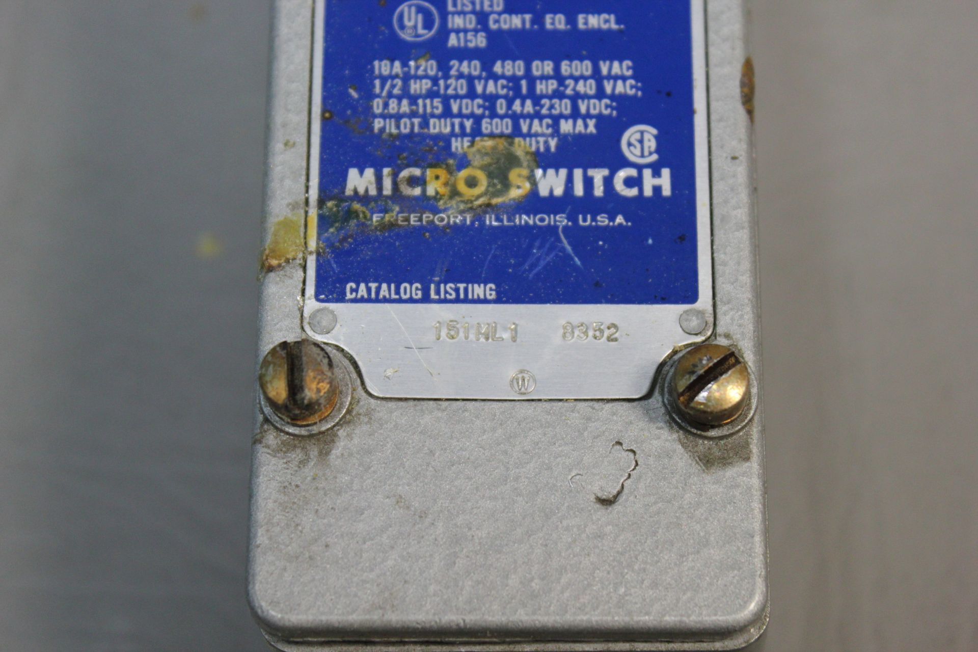 MICROSWITCH PRECISION LIMIT SWITCH - Image 3 of 3