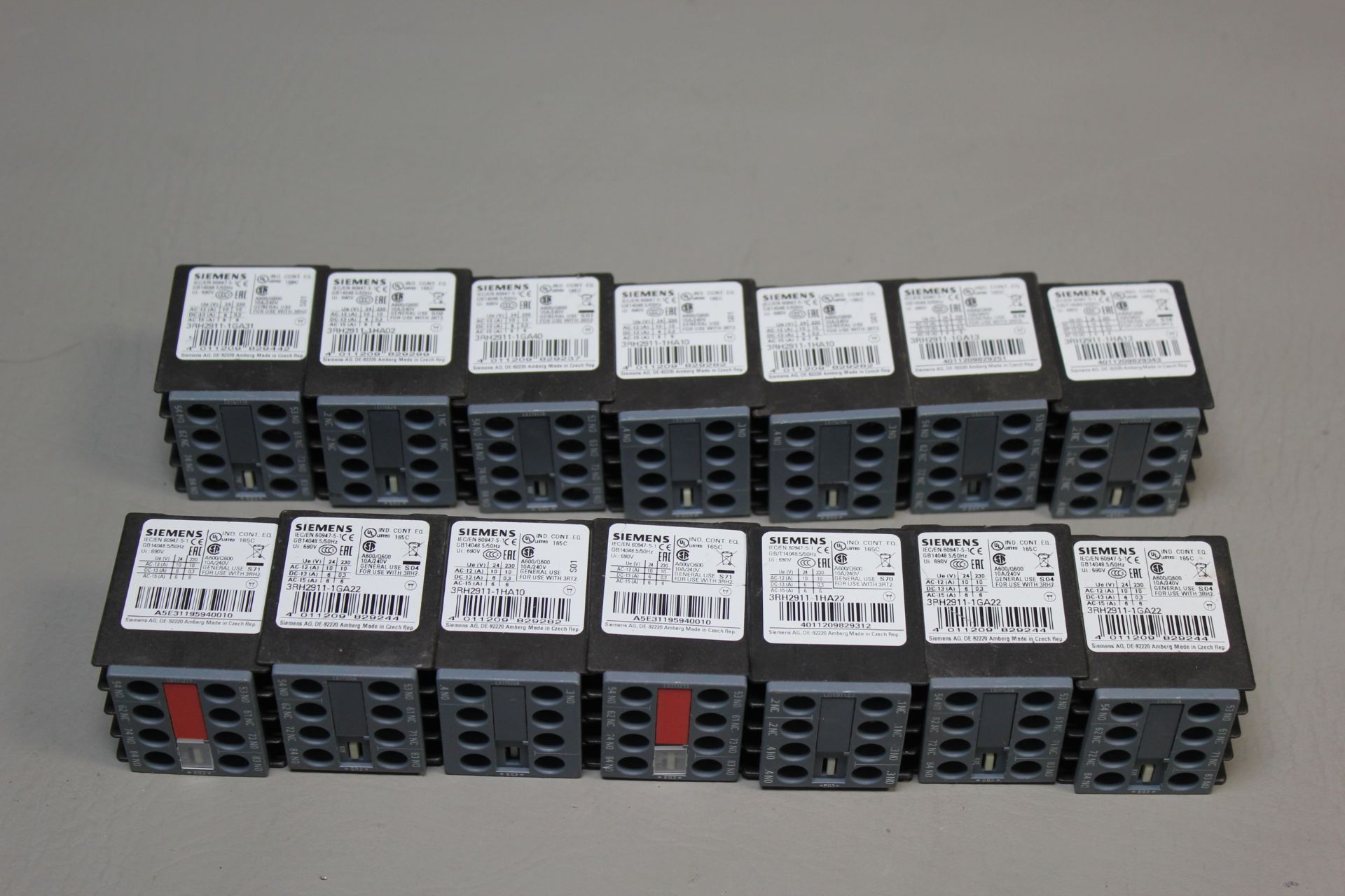 LOT OF SIEMENS AUXILIARY SWITCH BLOCKS - Image 6 of 7