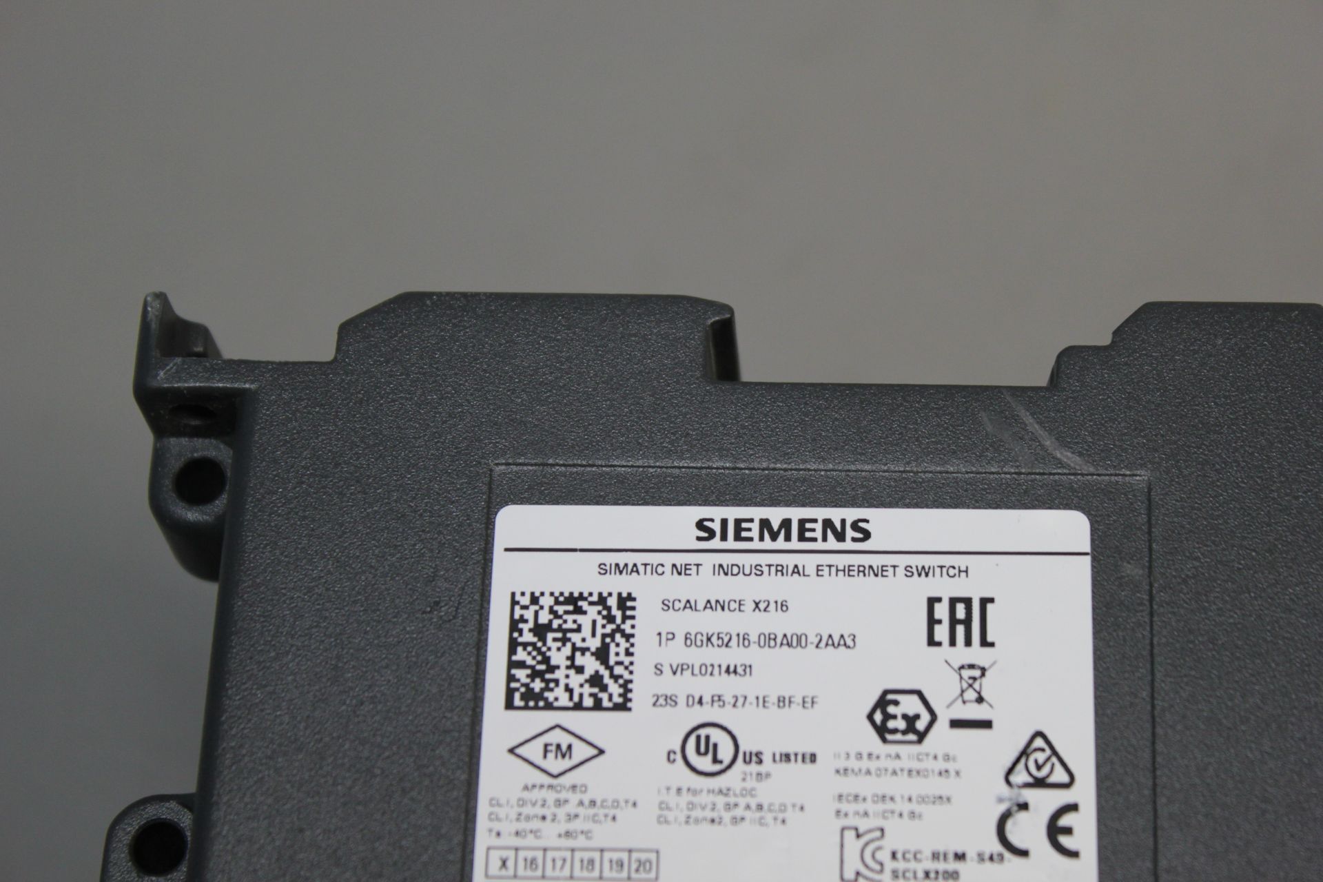 SIEMENS SIMATIC ETHERNET SWITCH - Image 2 of 2