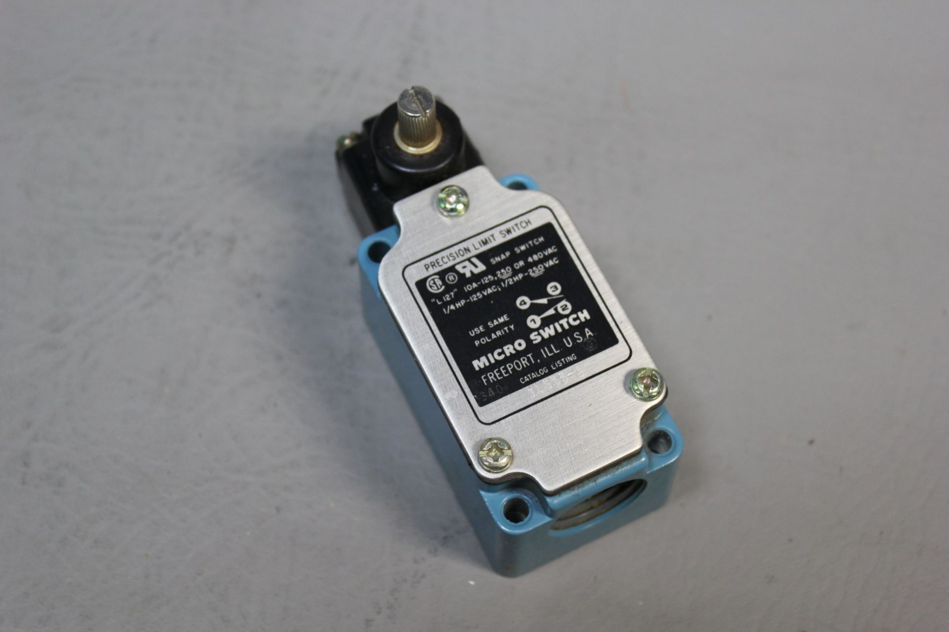 NEW MICROSWITCH PRECISION LIMIT SWITCH - Image 3 of 4