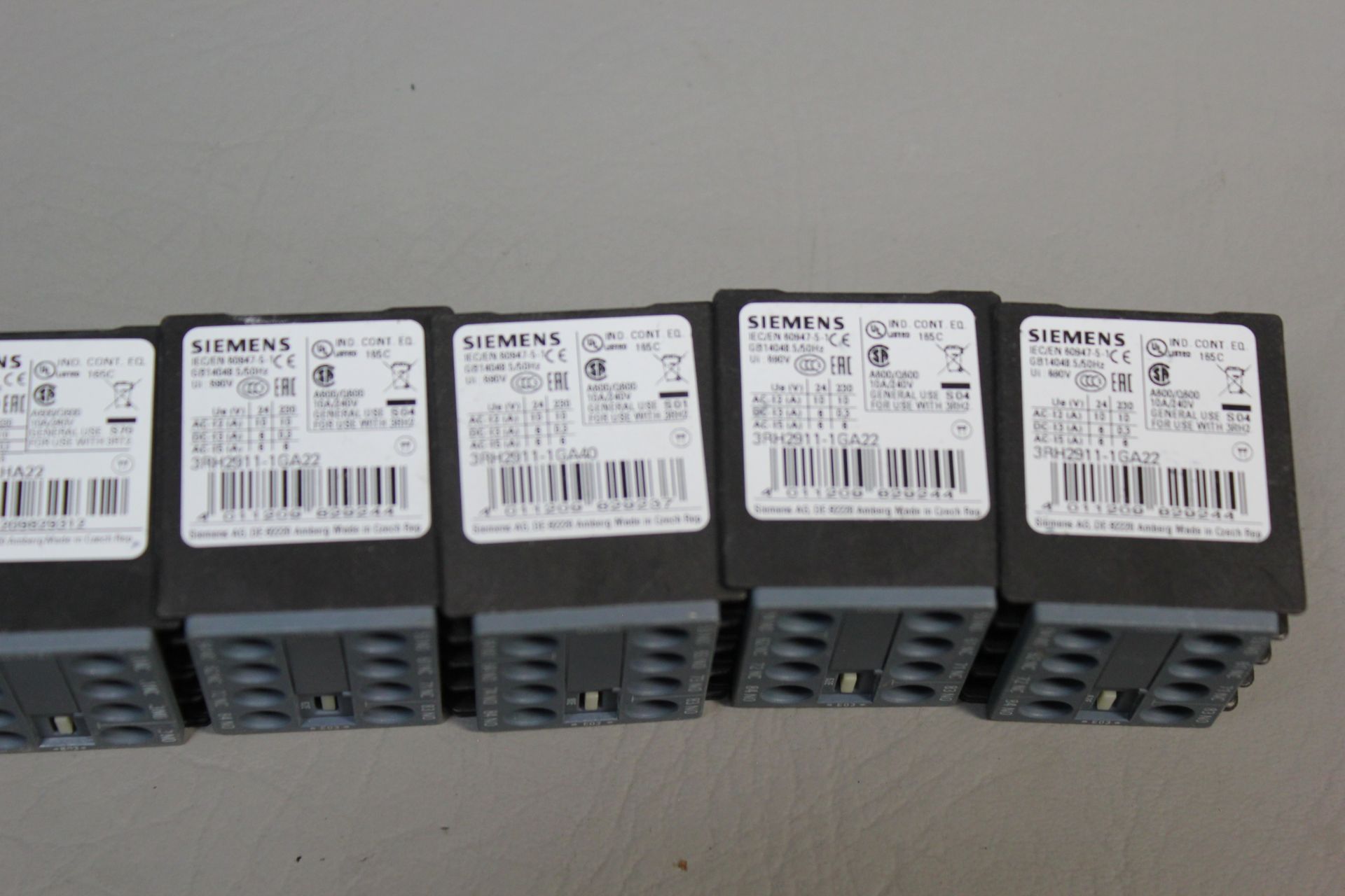 LOT OF SIEMENS AUXILIARY SWITCH BLOCKS - Image 3 of 7