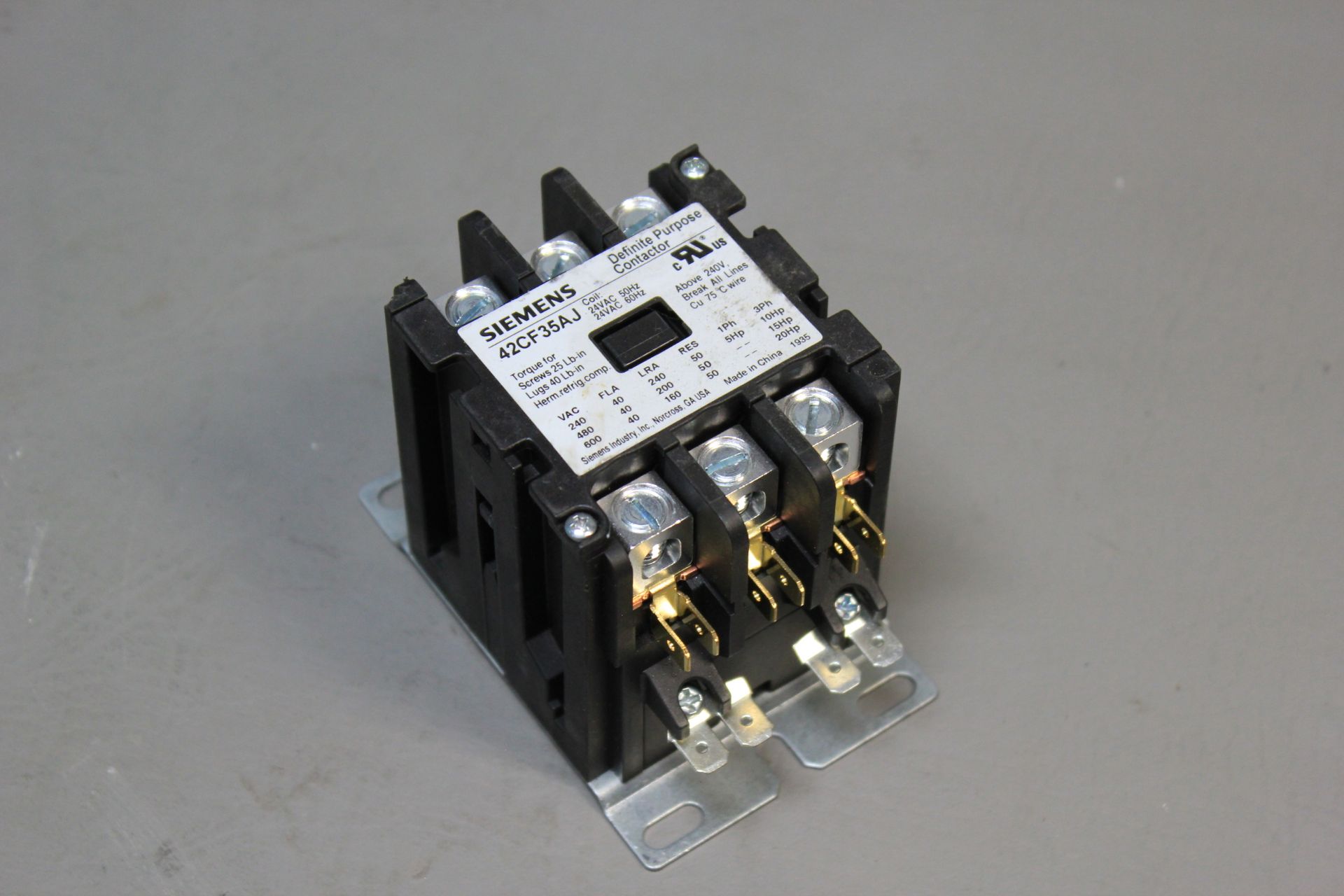 UNUSED SIEMENS DIFINITE PURPOSE CONTACTOR