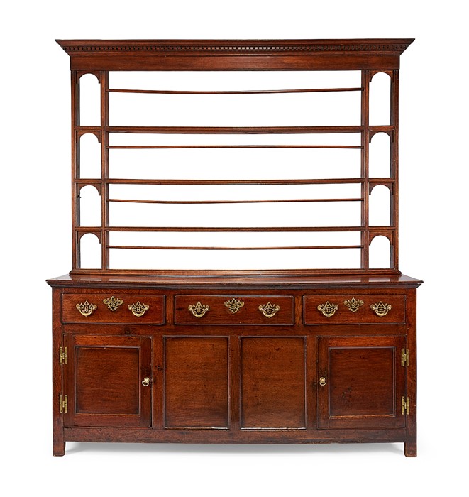 A George III oak dresser - Image 2 of 8