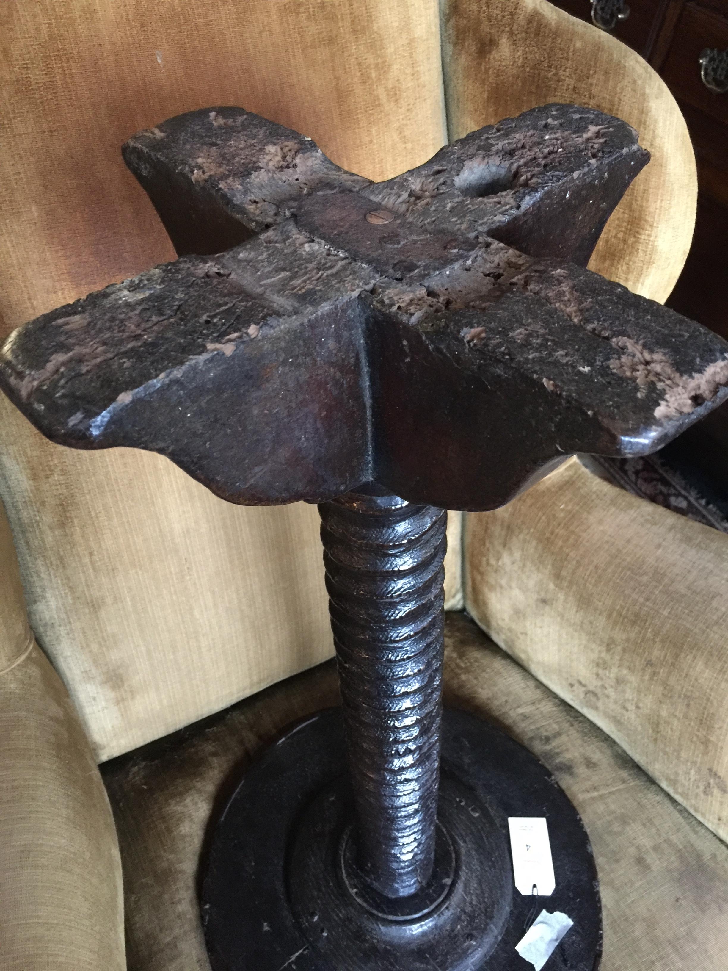 A Charles II oak candlestand - Image 6 of 12