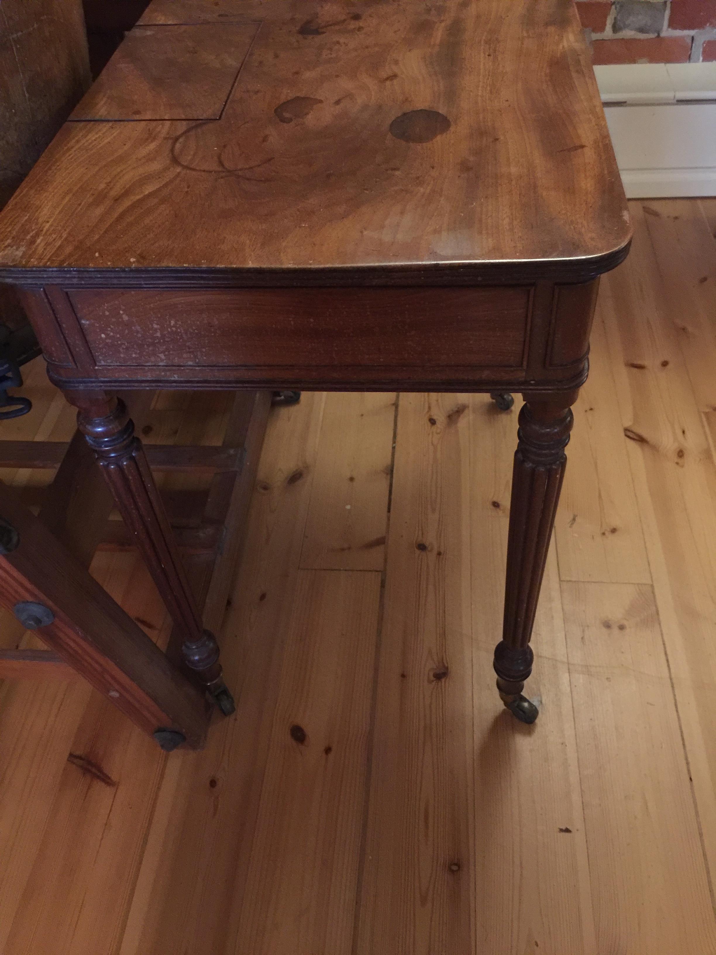 A Regency mahogany chamber table by Gillows of Lancaster - Image 5 of 8