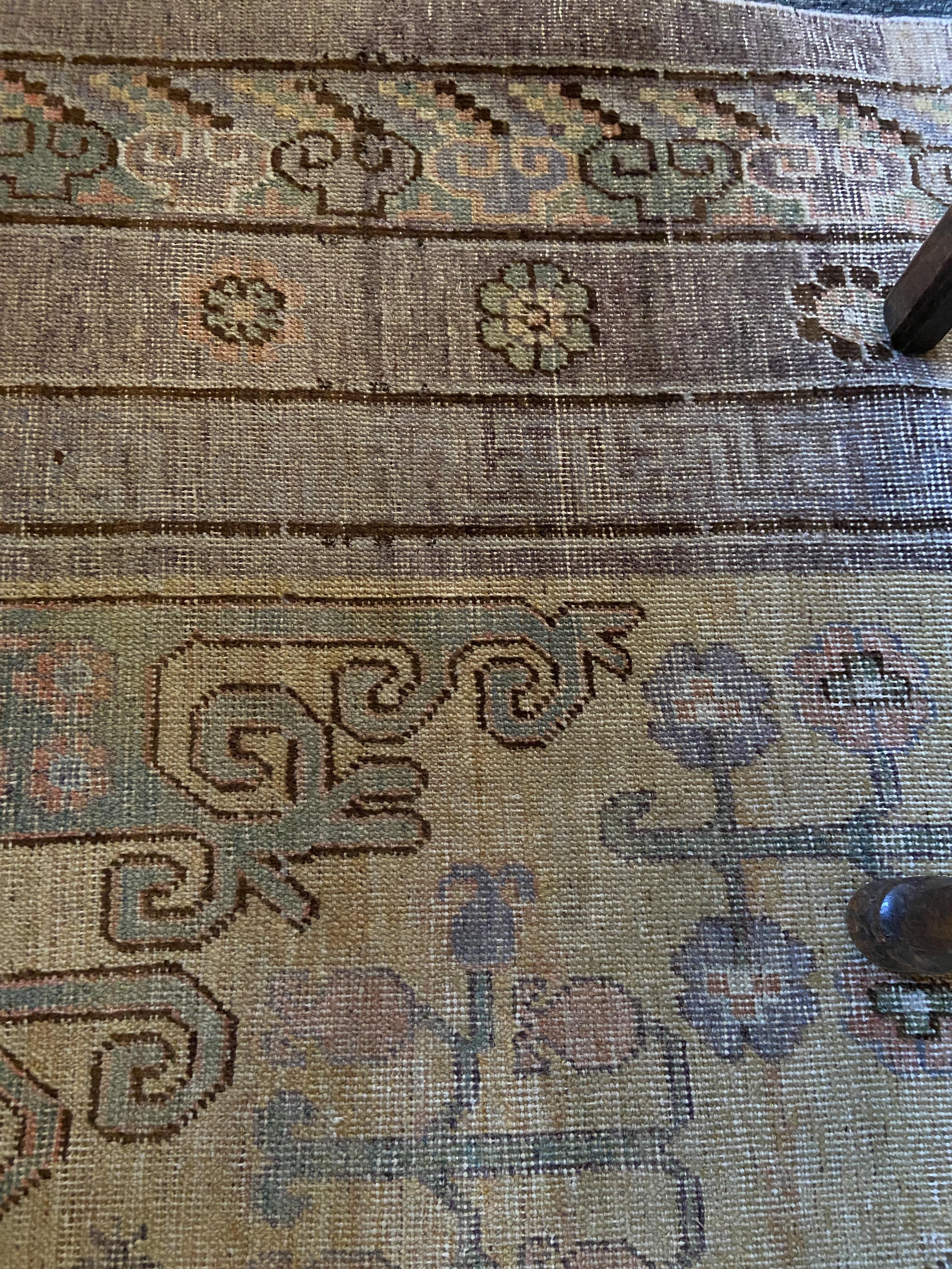 A Chinese Khotan carpet, circa 1920 - Image 5 of 25