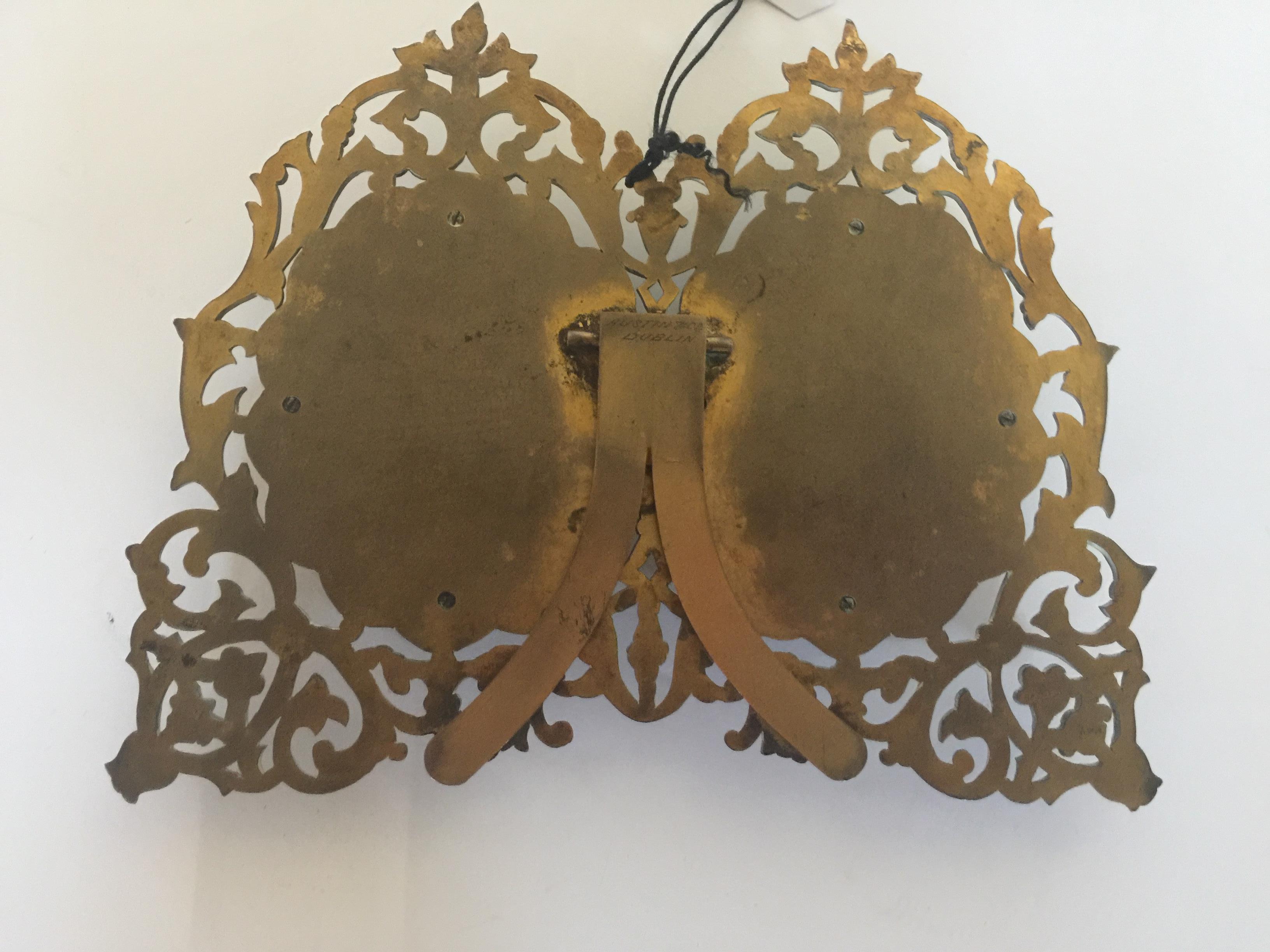 A Victorian Irish pierced brass and pietra dura desk-top frame - Image 3 of 6