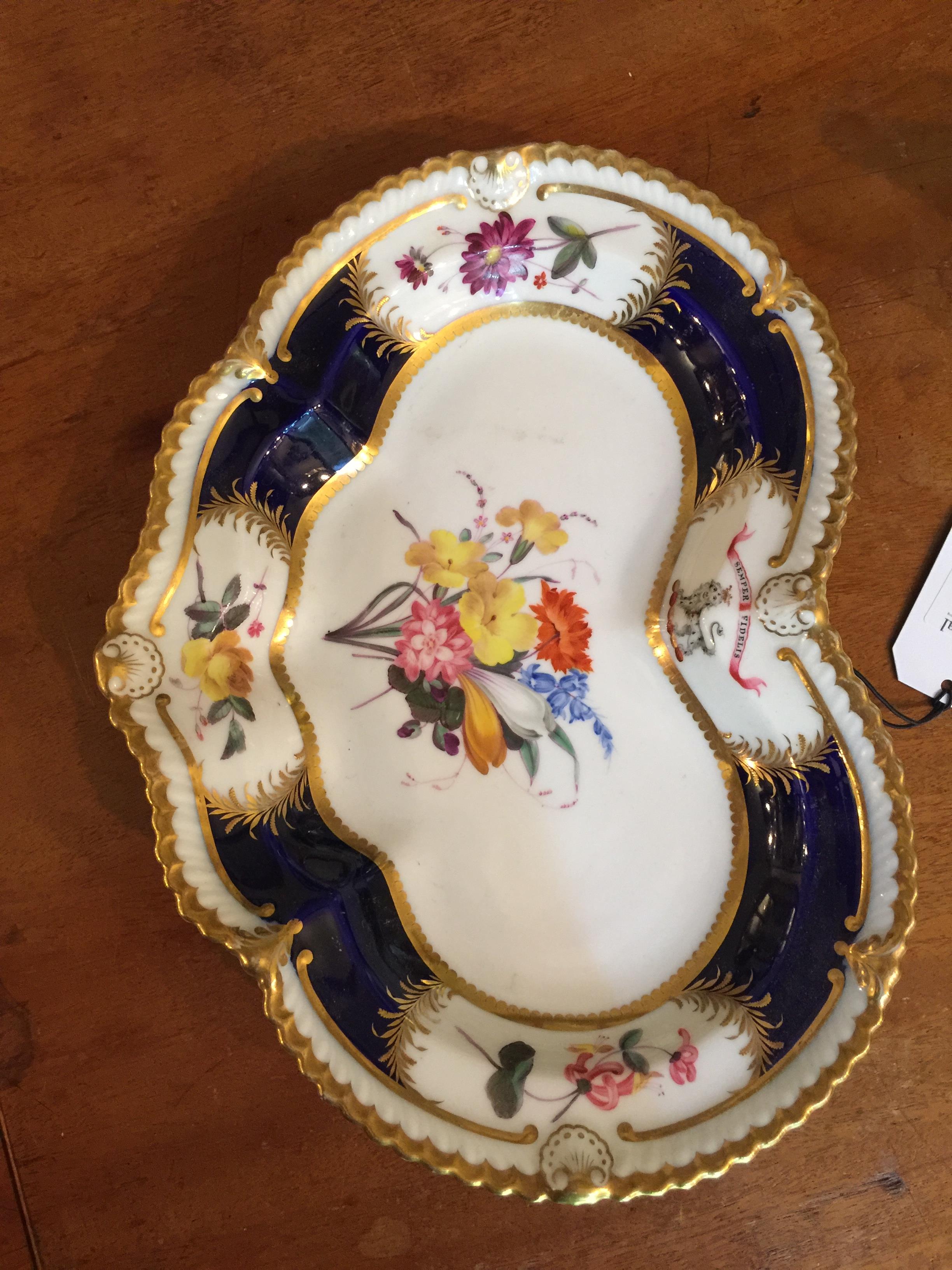 Two Chamberlains Worcester dessert dishes, an H & R Daniel dish and an early 19th century milk jug - Image 12 of 22
