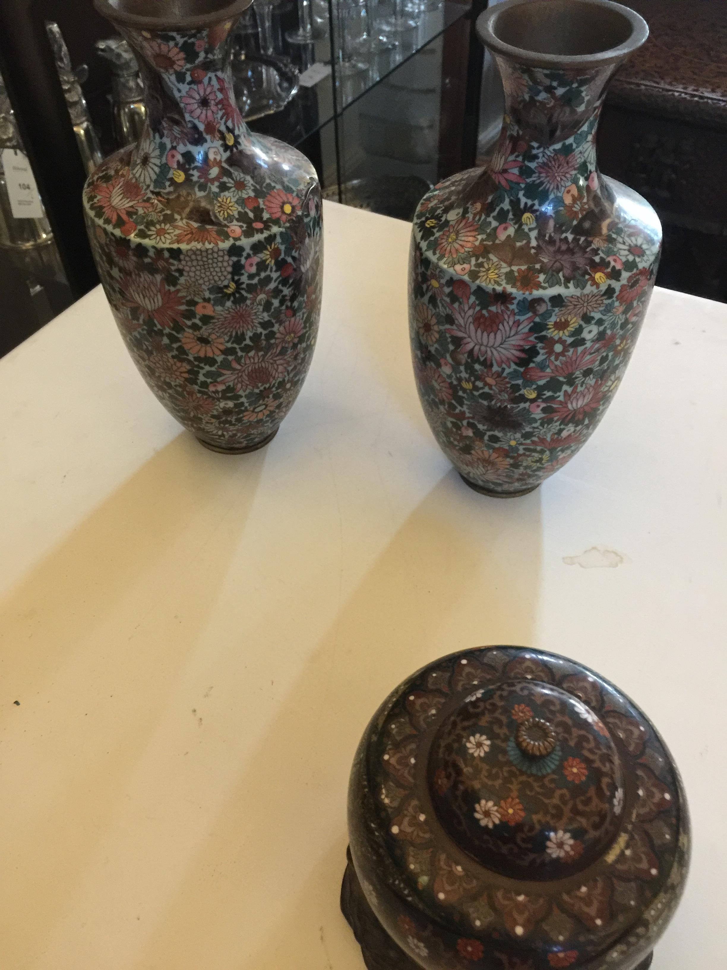 A group of 19th and 20th century Chinese enamel and cloisonné items - Image 13 of 27
