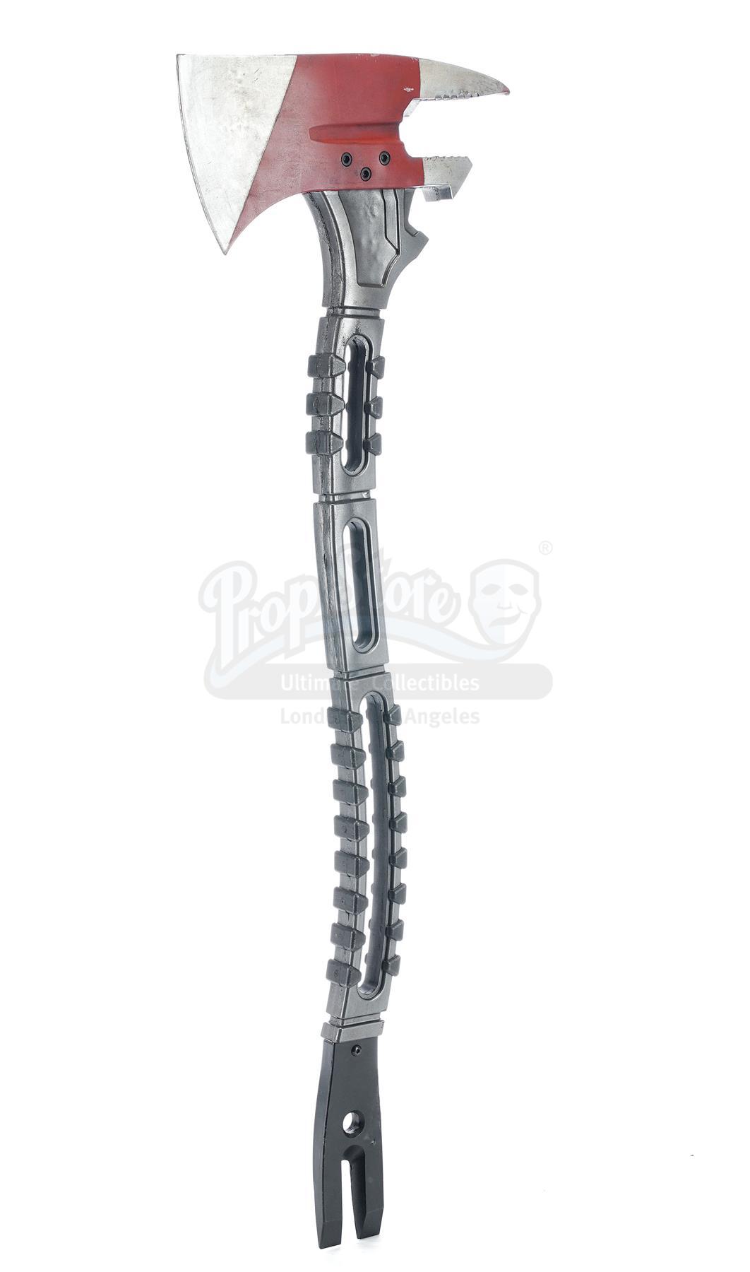 Lot # 1019: SKYSCRAPER - Will Sawyer's (Dwayne Johnson) Stunt Fire Axe - Image 4 of 8