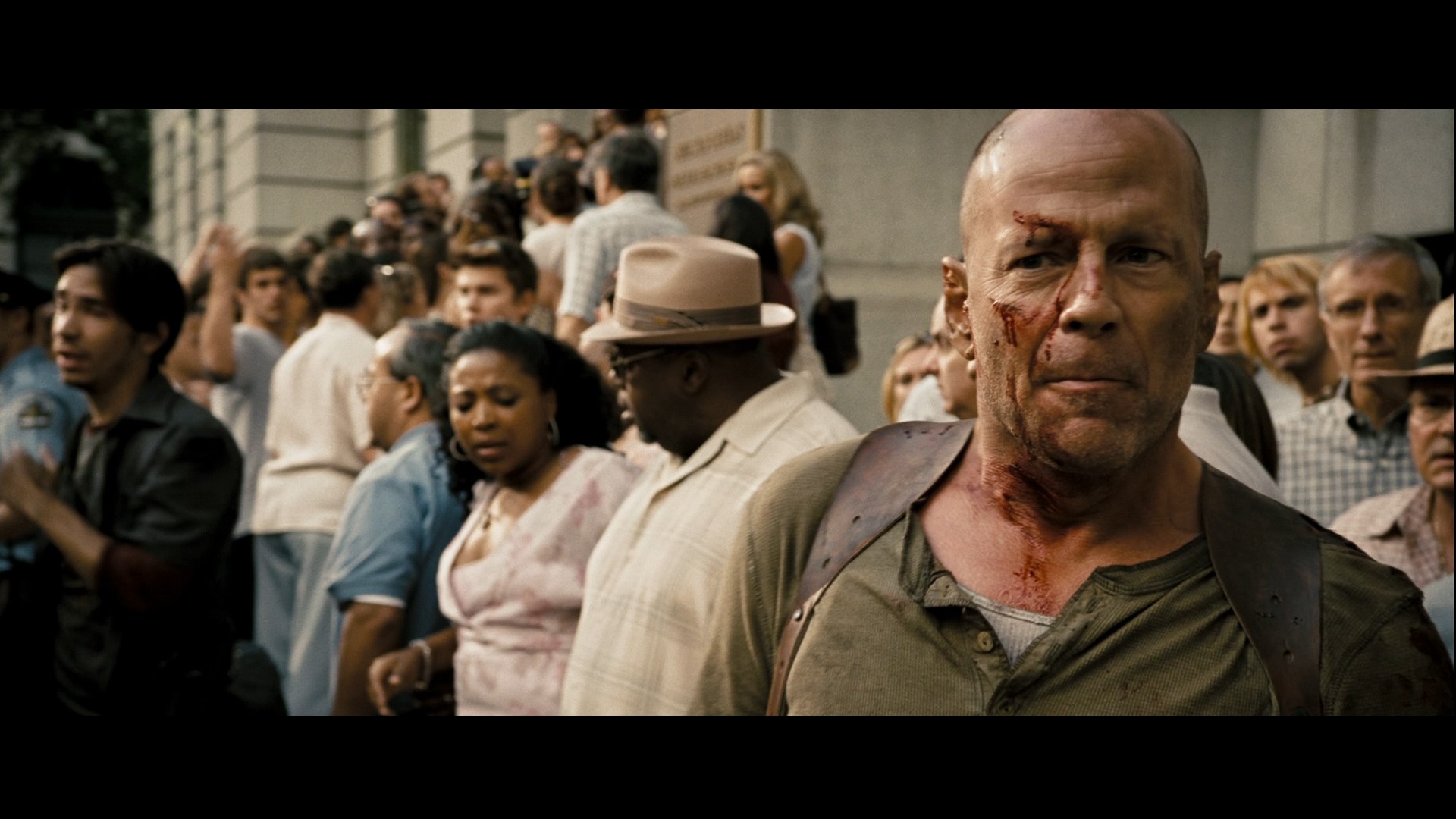 DIE HARD WITH A VENGEANCE (1995) - John McClane (Bruce Willis) Police Badge and Photo ID - Image 7 of 7
