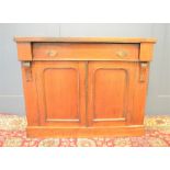 A Victorian sideboard 84 by 103 by 39cm.