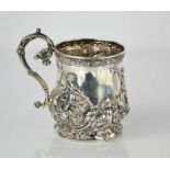 A fine silver tankard embossed with birds, cherubs and scrollwork, by Walker & Hall, Sheffield,
