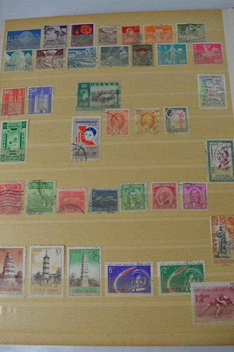 A stamp album of British and worldwide stamps to include - Luxembourg - Poland - Italy - Russia - - Image 18 of 19