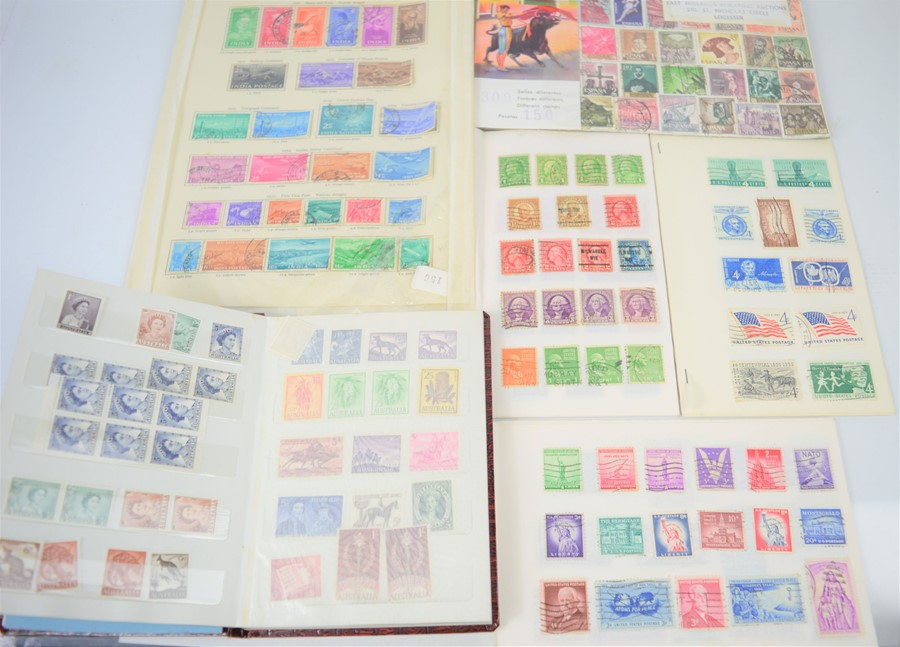 A selection of worldwide stamps to include India,America and Spain, 1940s to 1960s approx 450 plus