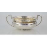 A twin handled silver sugar bowl, Roberts and Belk, Sheffield 1904, 3.68 toz
