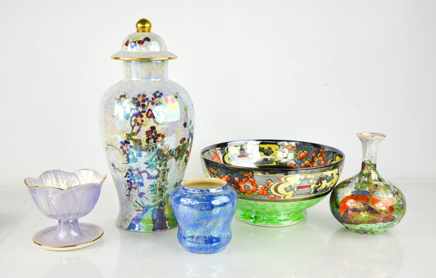 A group of Maling ware, to include vase and cover, bulbous form vase, and fruit bowl.