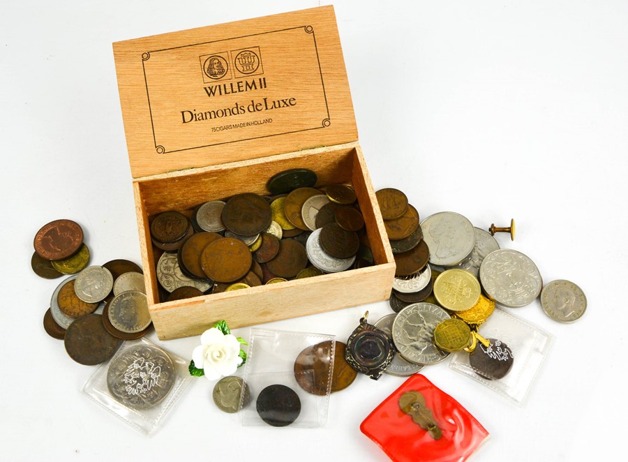 A group of coins including commemorative examples.