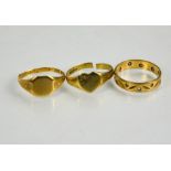 Three 9ct gold rings, 4.7g.