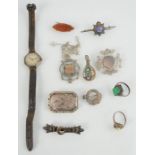 A group of Victorian and later jewellery to include a silver Victorian brooch, silver 1930s cocktail
