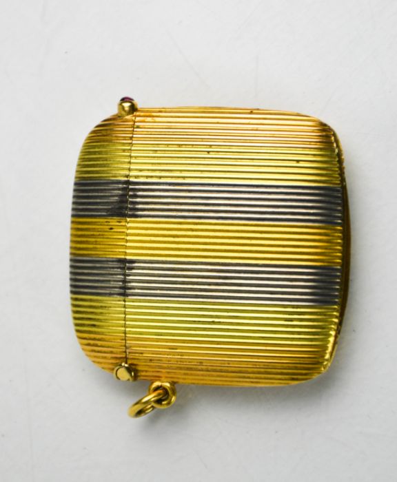 Fine Imperial Russian possibly by Faberge three colour striped gold vesta case of curved rectangular