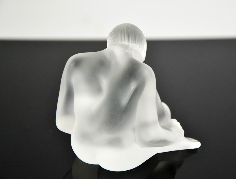 A Rene Lalique nude figure, etched Lalique to the base, 7cms tall - Image 4 of 5