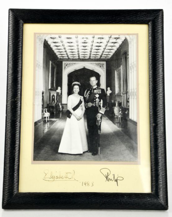 Autographs: signed photograph of Queen Elizabeth and Prince Philip, dated 1983, 33cm high. Please - Image 3 of 4