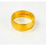 A 22ct gold wedding band, size L, 5.4g.